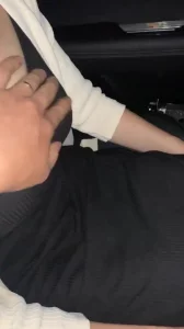 晚上带真空情人出门车震